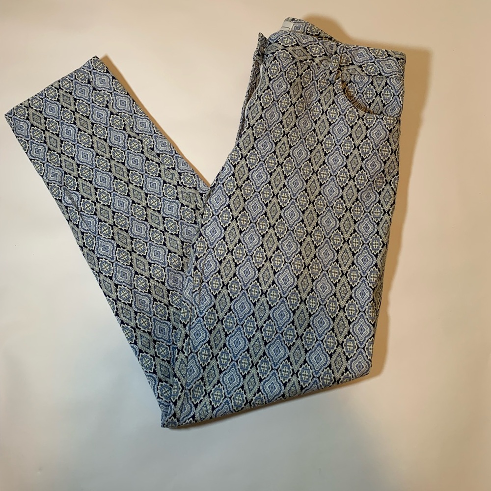 Elliott Lauren Geometric Pattern Shades of Blue Pants. Sz 8 lightweight